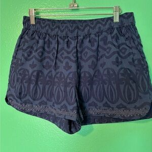 Vineyard Vines Blue Print Shorts with Elastic Waistband